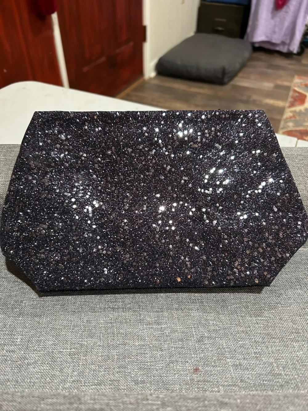 AHAVA shimmering black
